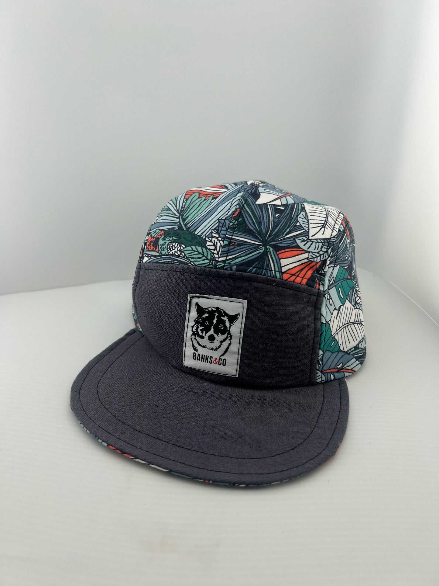Jungle with White Lace Back 5 Panel Set