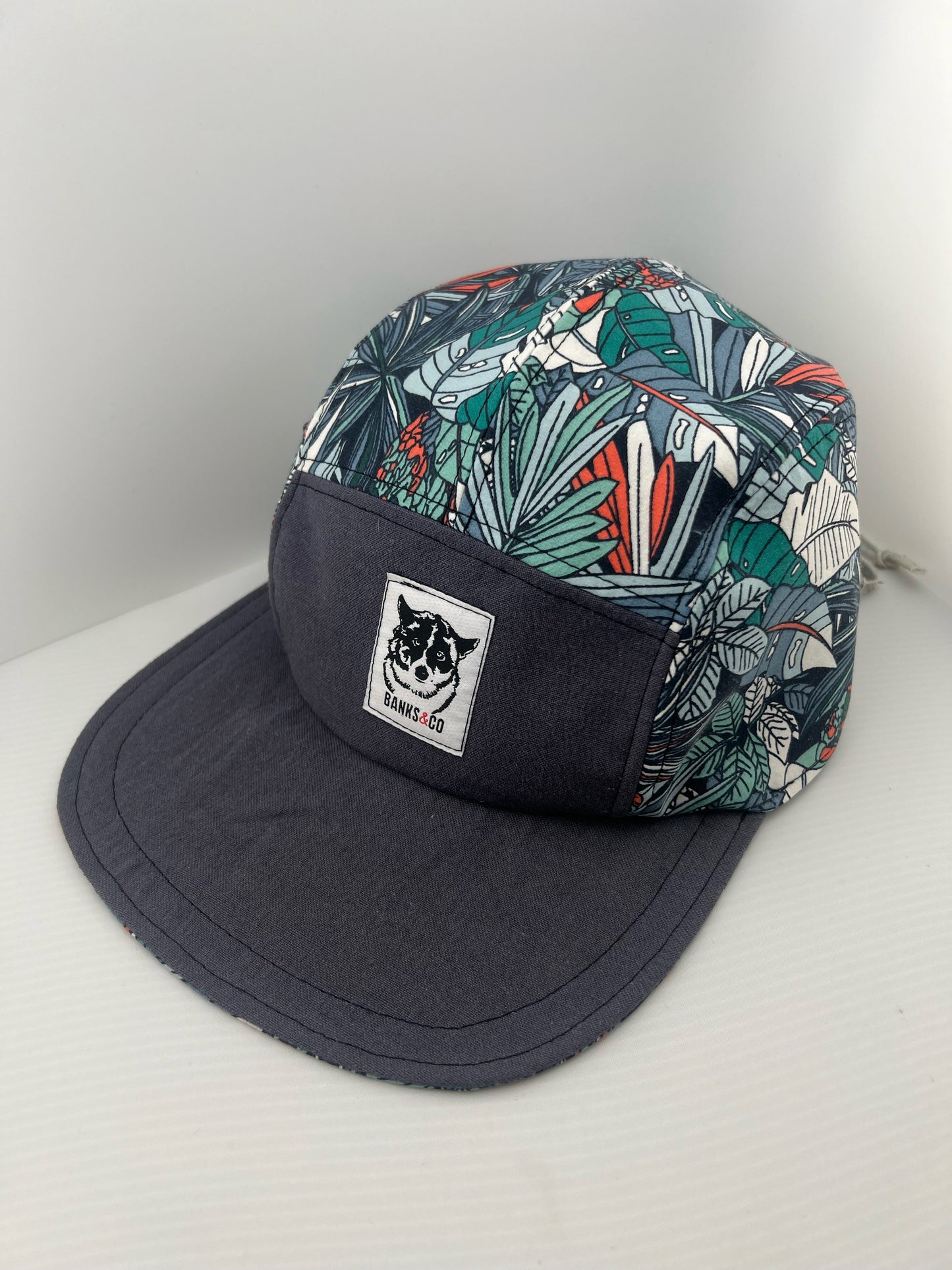 Jungle with White Lace Back 5 Panel Set