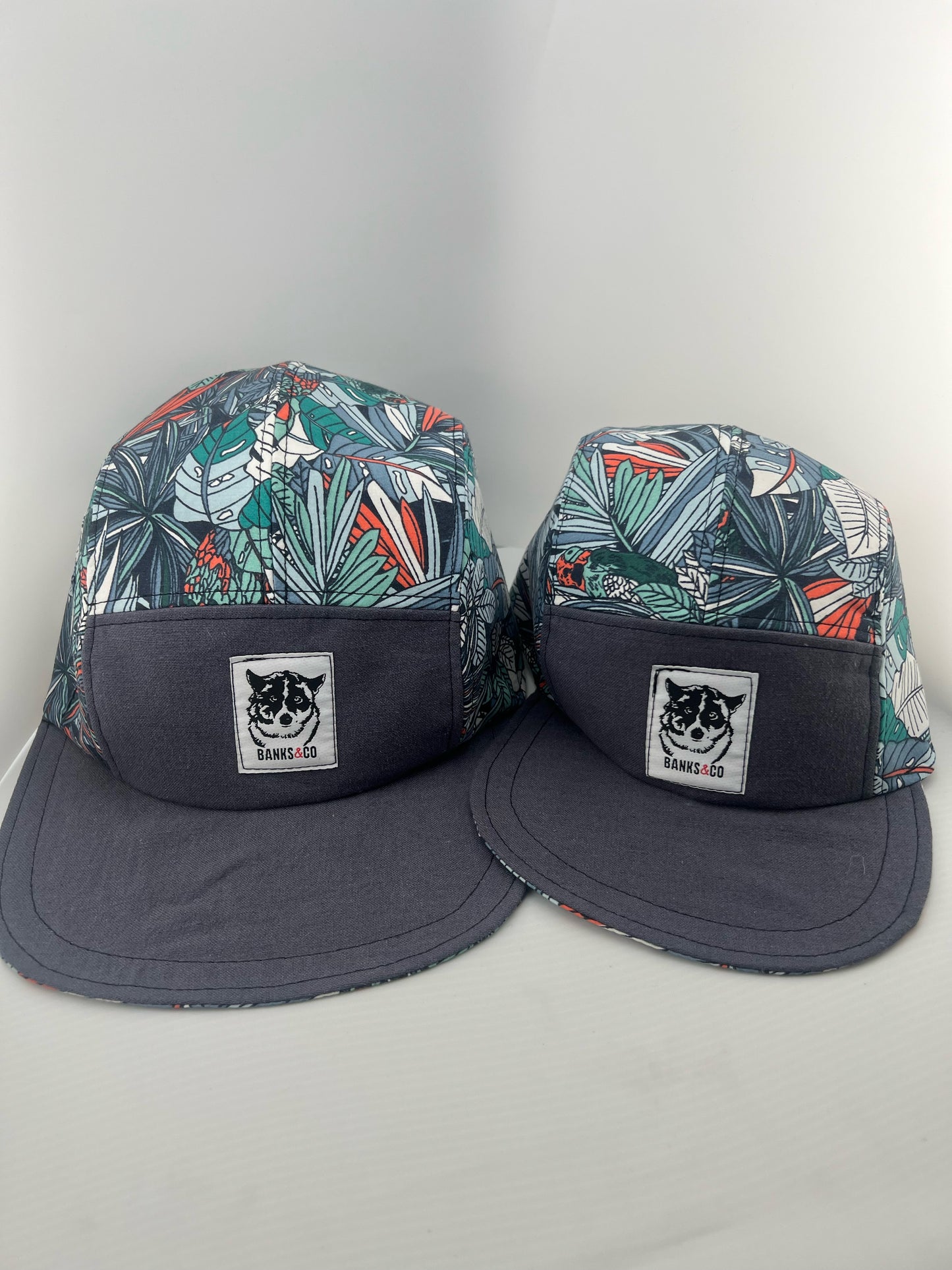 Jungle with White Lace Back 5 Panel Set